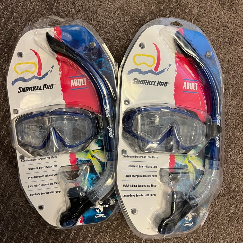 2 New Adult Snorkels/ Diving masks